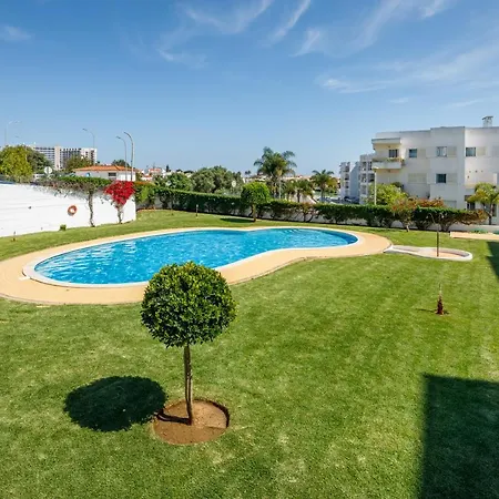 Mar With Pool By Rosado شقة *
